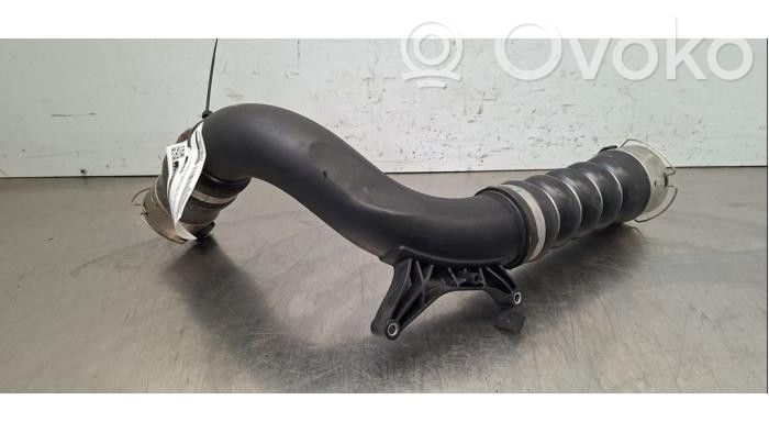BMW 1 F40 Intercooler hose/pipe 