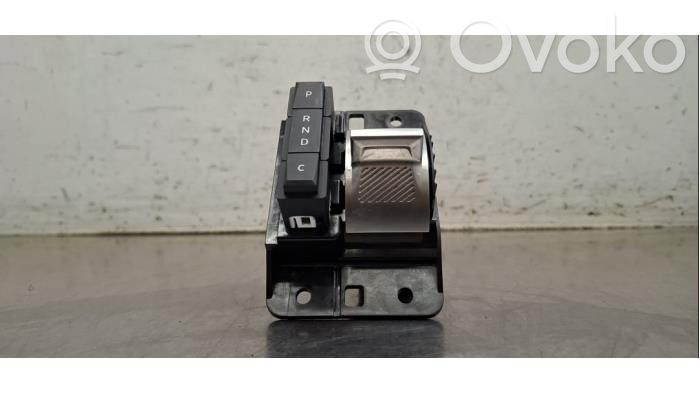 Citroen C3 Aircross Gear selector 