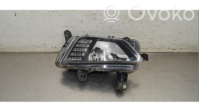 Volkswagen Polo VI Etusumuvalo