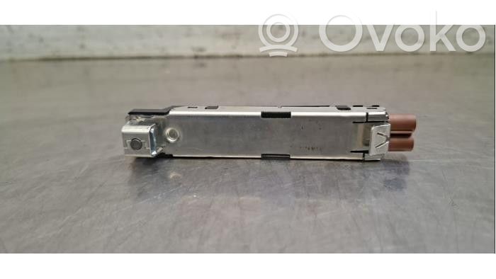 Porsche 911 992 Amplificatore antenna