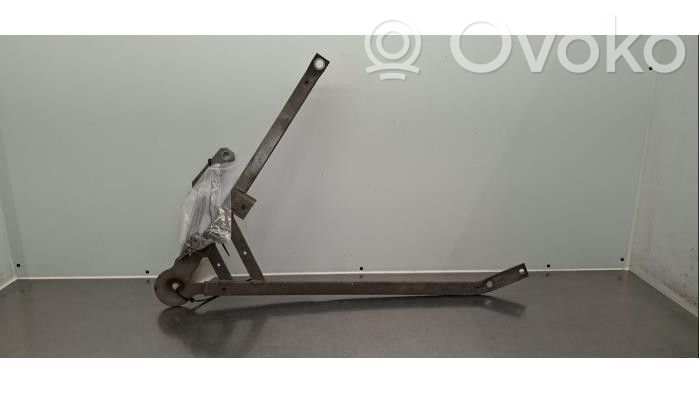 BMW M4 F82 F83 Kita variklio skyriaus detalė 