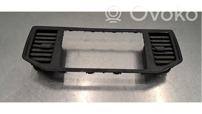 Volkswagen Crafter Rejilla de ventilación central del panel