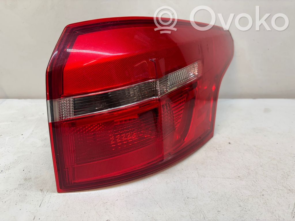Ford Focus Lampa przednia 
