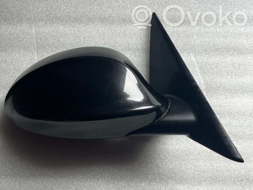 Front door electric wing mirror
