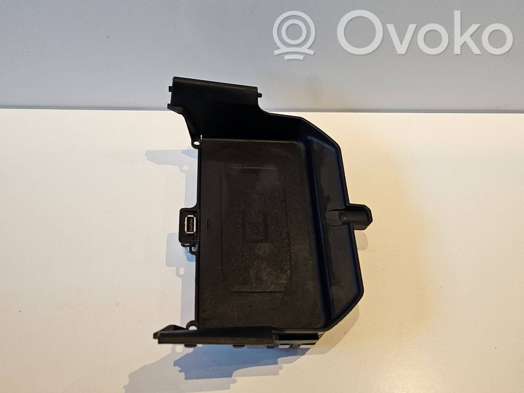 BMW 5 G30 G31 G38 Modul încărcare wireless 