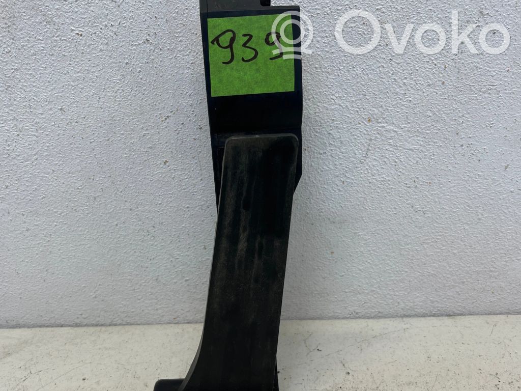Accelerator throttle pedal   6753053B,100300