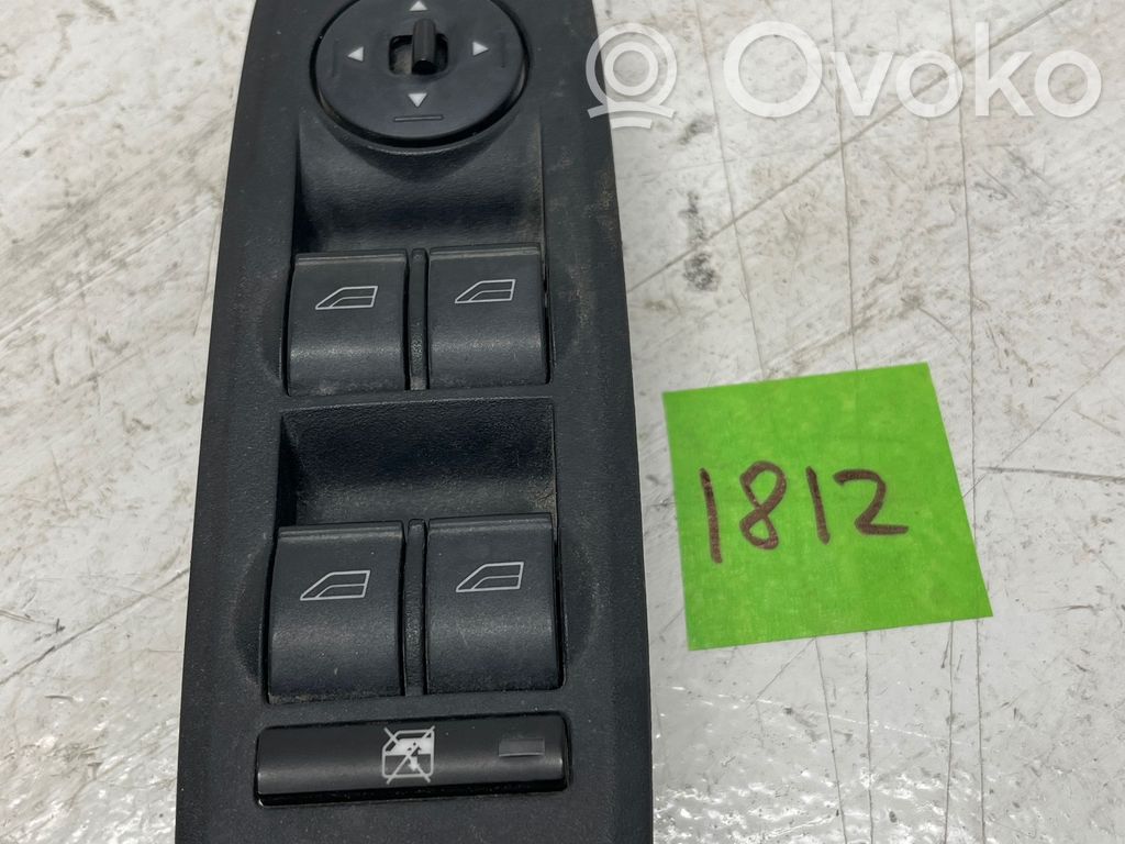 Ford S-MAX Przyciski szyb 