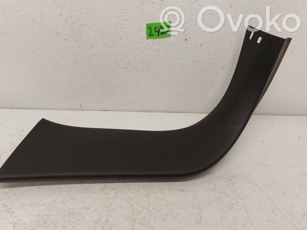 Tailgate/trunk upper cover trim   EM2BU42325A