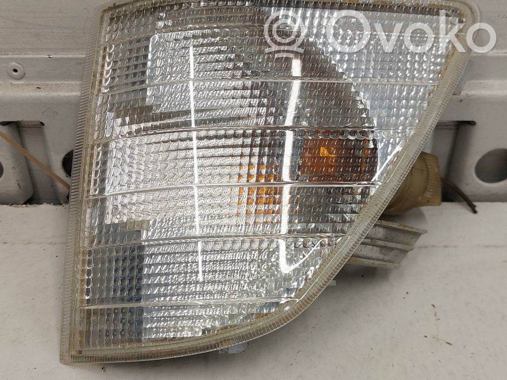 Mercedes-Benz Sprinter W901 W902 W903 W904 Semnalizator față 
