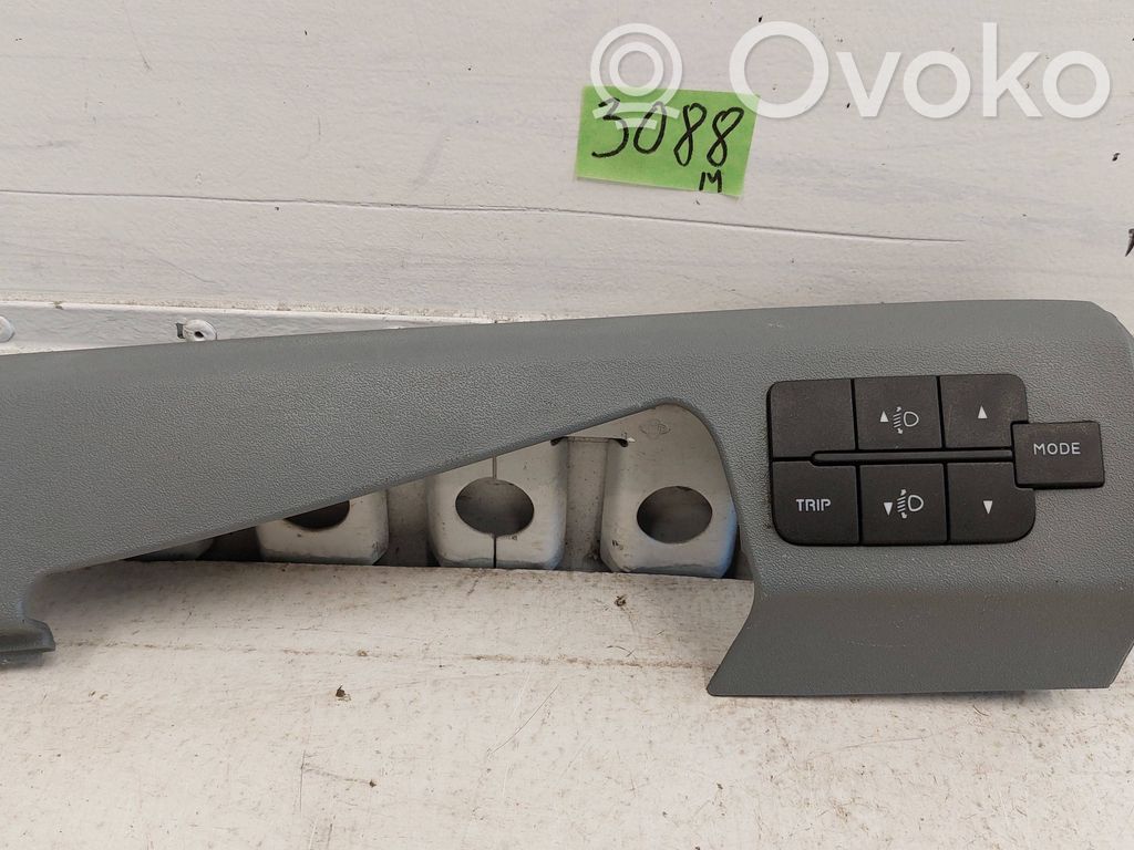 Light switch   69500781,30280194,3802542