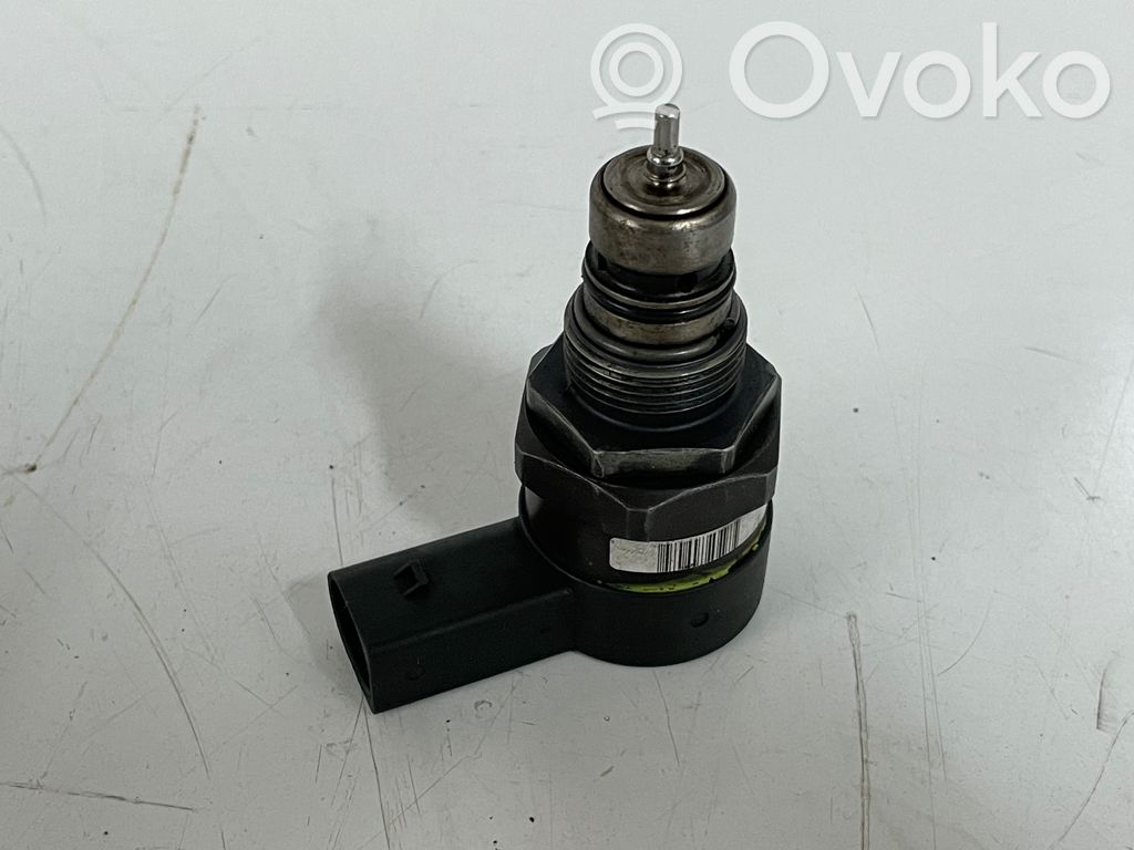 Régulateur de pression de carburant   0281002481,0281002481