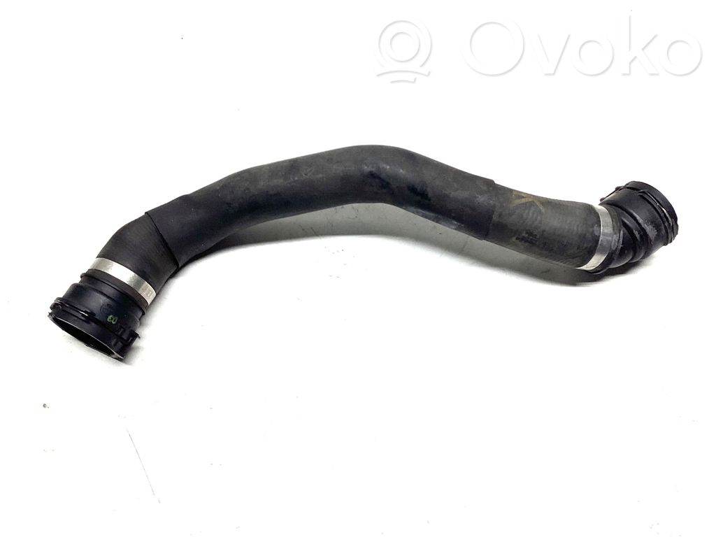 BMW 5 G30 G31 G38 Conductă/furtun lichid de răcire motor 