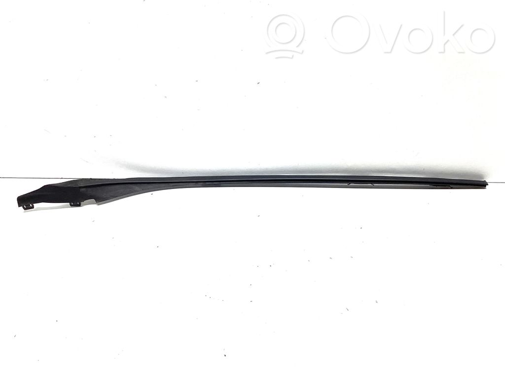 Volvo S60 Windshield trim 