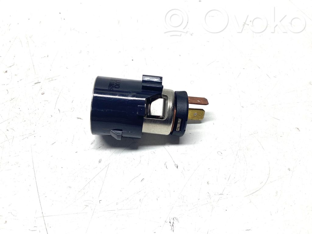 Volvo S60 Zigarettenanzünder hinten 