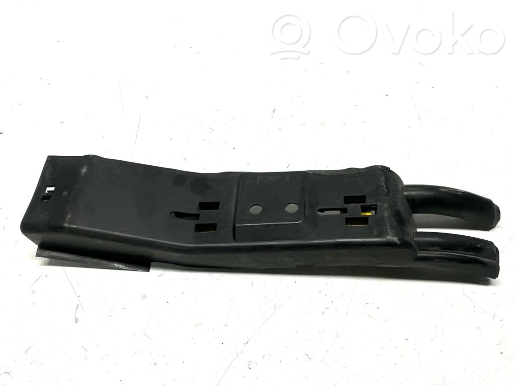 Volvo S60 Unterfahrschutz Unterbodenschutz Mitte 