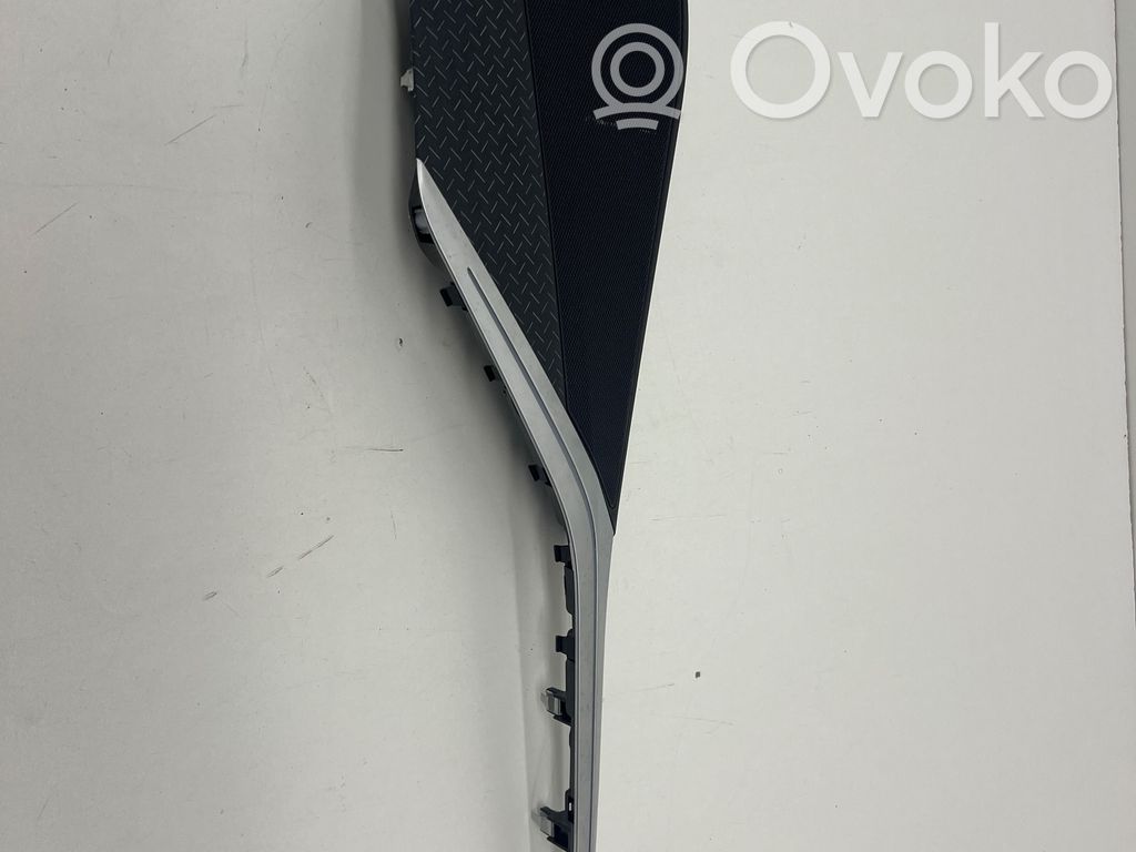 BMW X7 G07 Cache enceinte centrale 