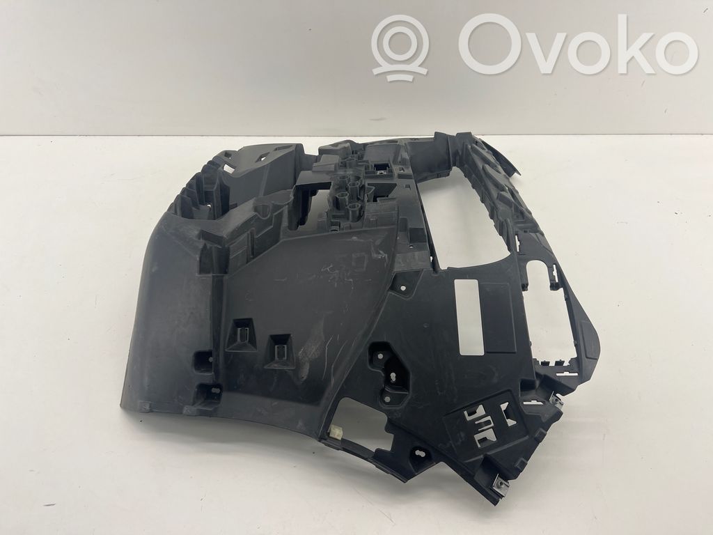 BMW 7 G70 Rear bumper mounting bracket 