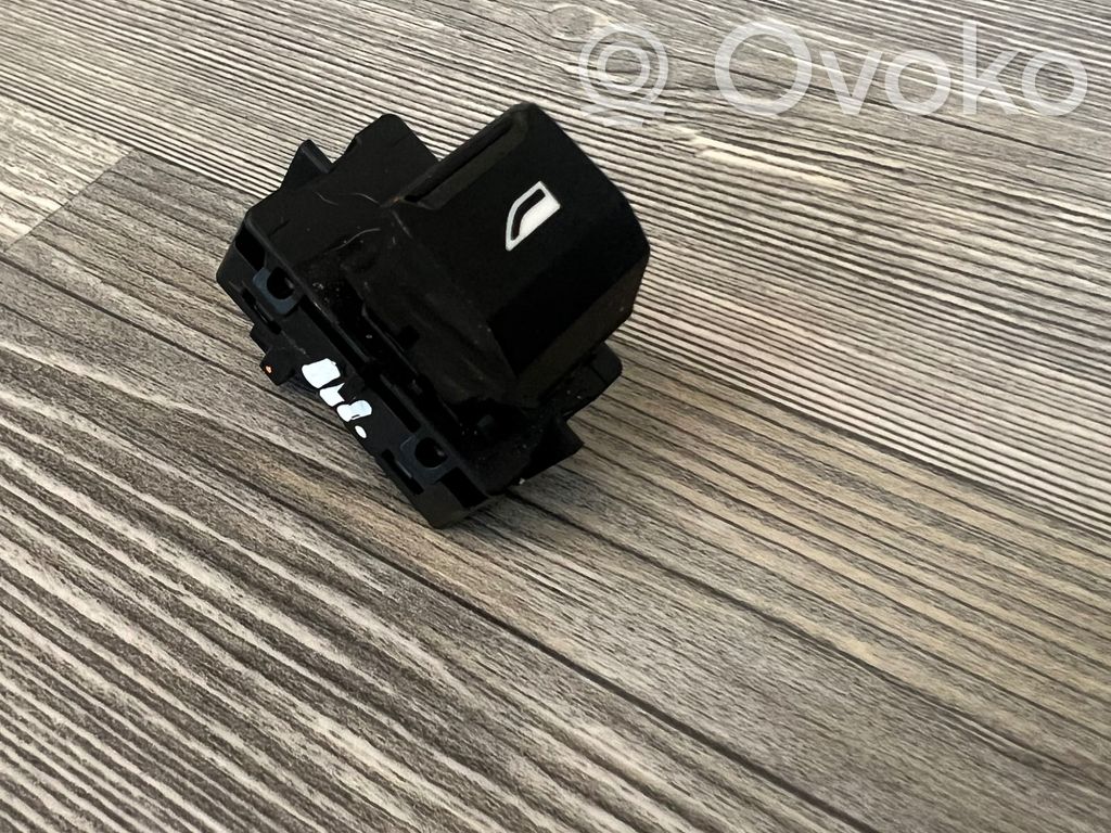 BMW X2 U10 Electric window control switch 