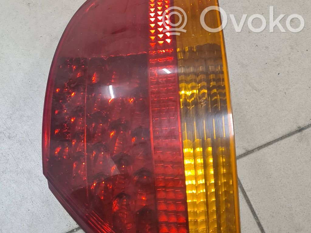 BMW 7 E65 E66 Tailgate rear/tail lights 