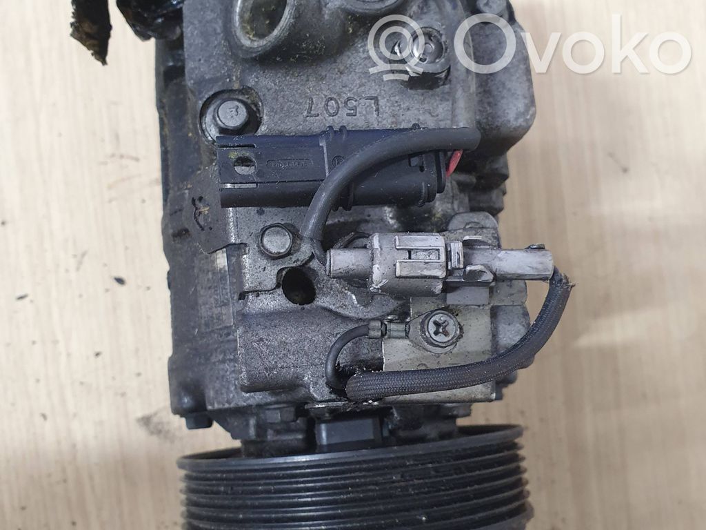 Ilmastointilaitteen kompressorin pumppu (A/C)   6987862,64526987862