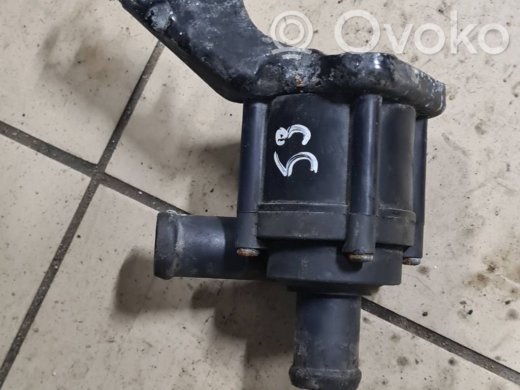 Audi A8 S8 D4 4H Pompă electrică auxiliară lichid de răcire/apă 