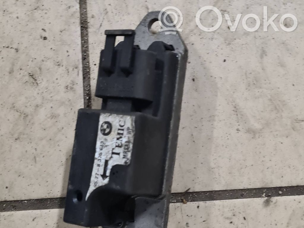BMW 5 E39 Airbag deployment crash/impact sensor 