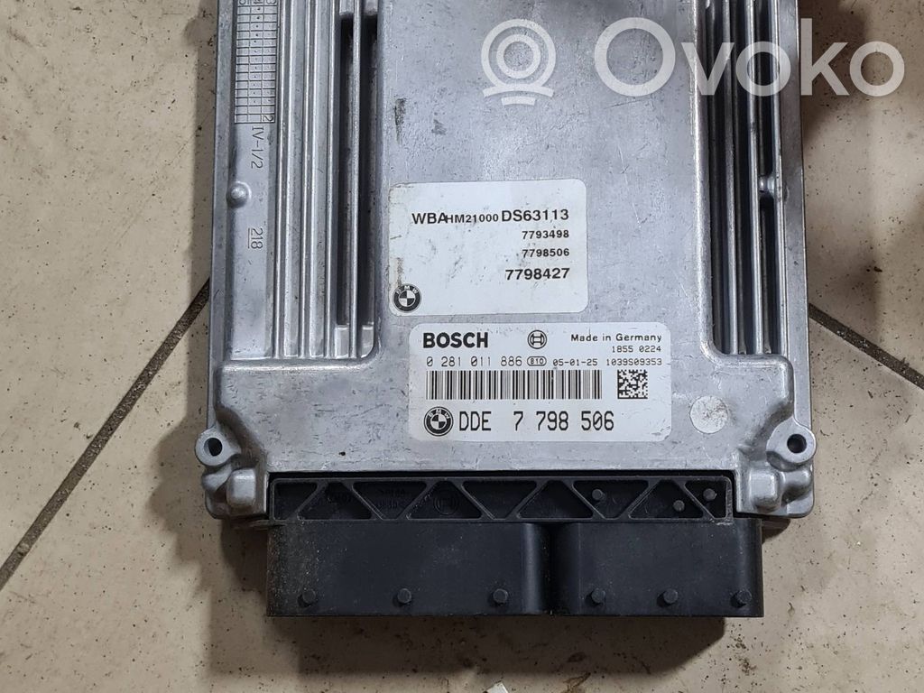 BMW 5 E60 E61 Engine control unit/module 