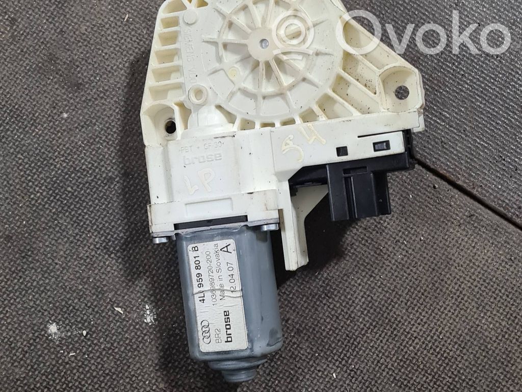 Audi Q7 4L Elektryczny podnośnik szyby drzwi przednich 