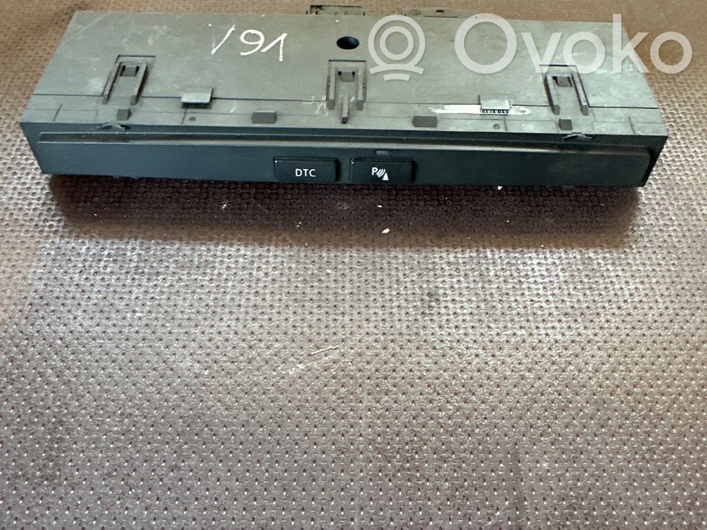 Central console control unit   6985749,13580691,7928244
