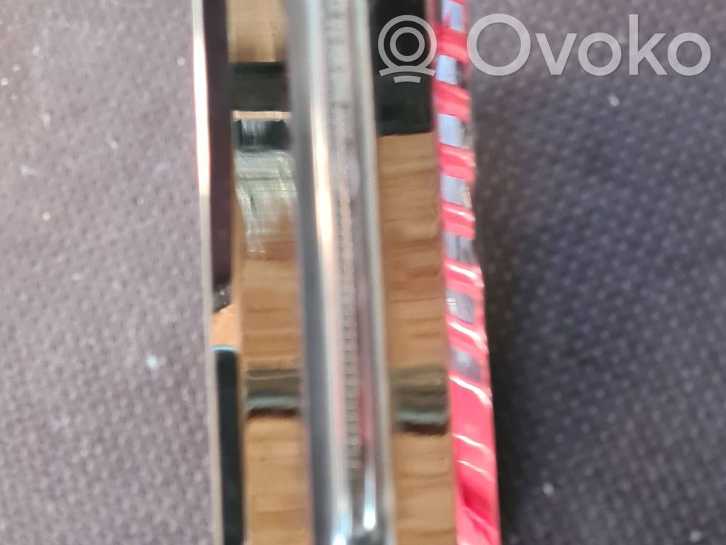 BMW 7 F01 F02 F03 F04 Indicatore di direzione del parafango anteriore 
