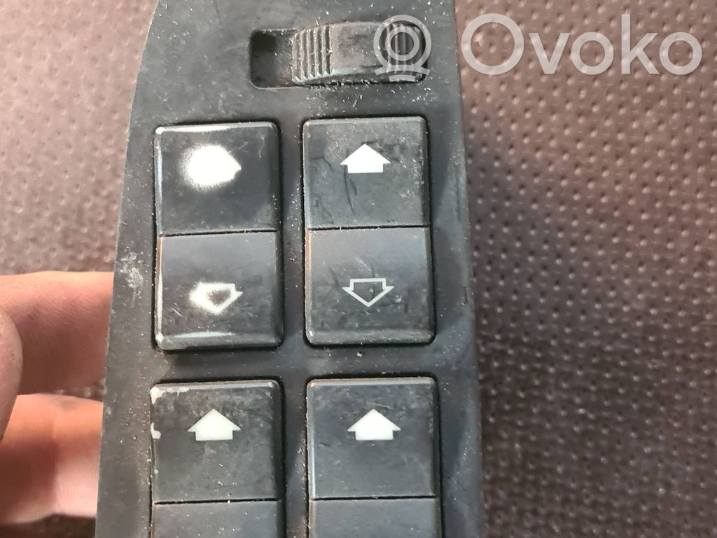 BMW 5 E39 Electric window control switch 