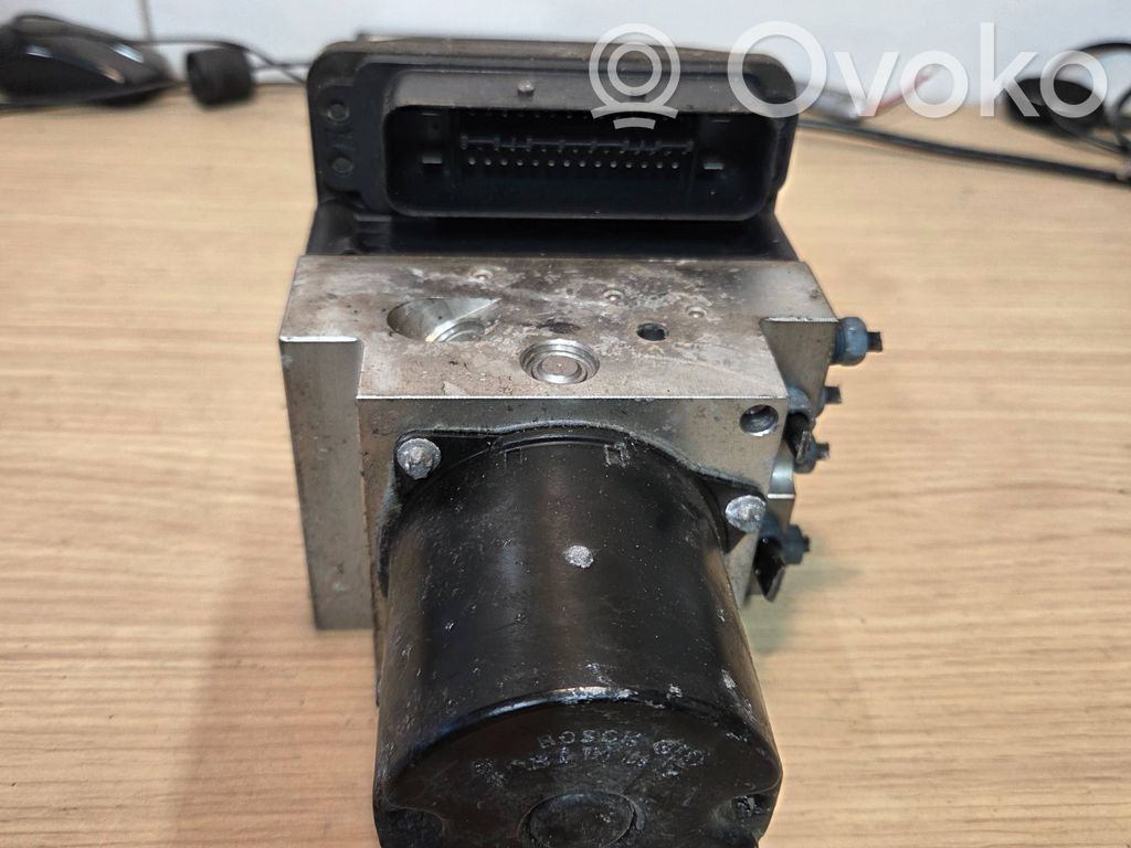 BMW 7 F01 F02 F03 F04 Pompa ABS 
