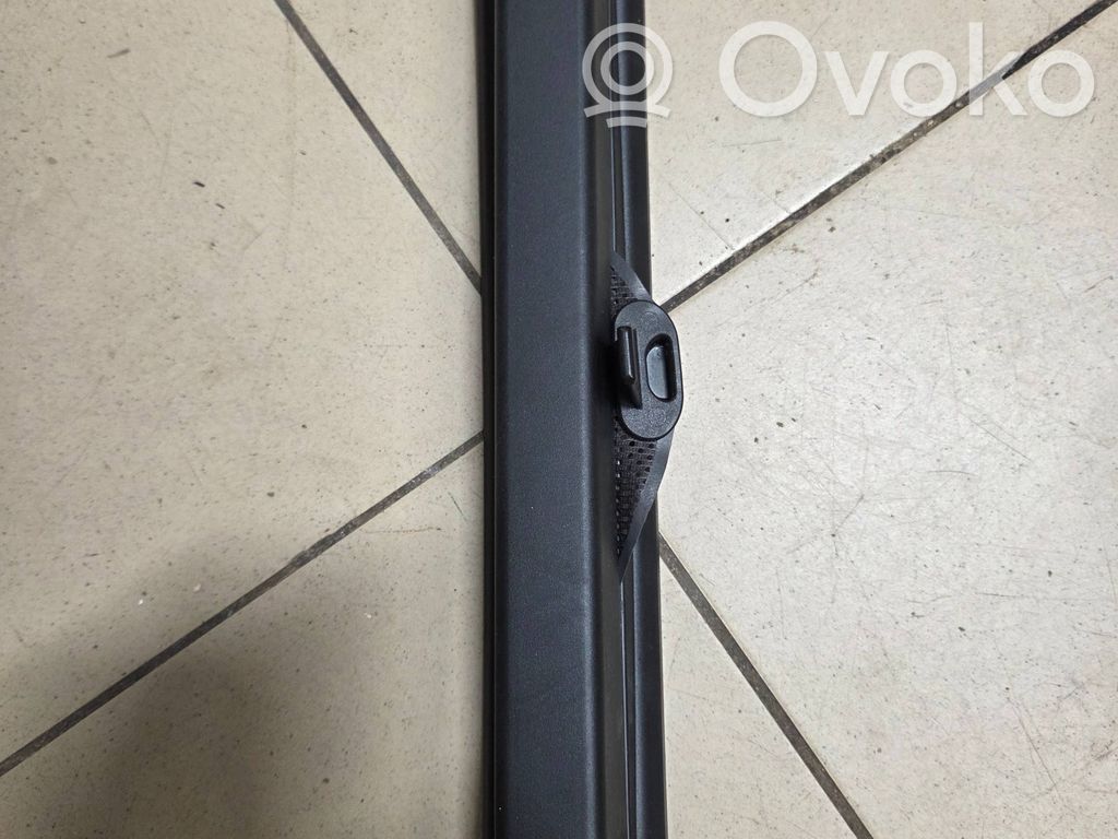 BMW 5 E60 E61 Takaoven häikäisysuoja/verho 