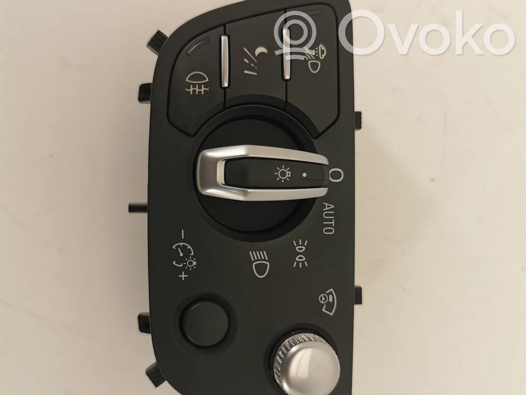 Audi Q7 4M Light switch 
