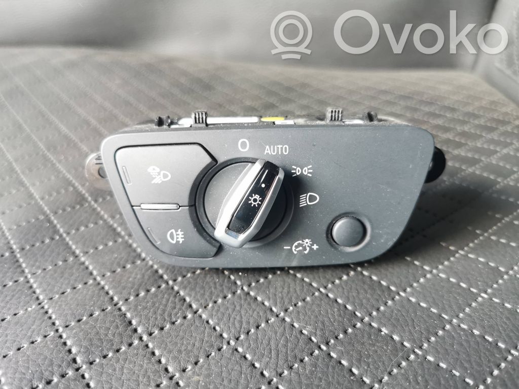 Lichtschalter   4M0941531N,00052262