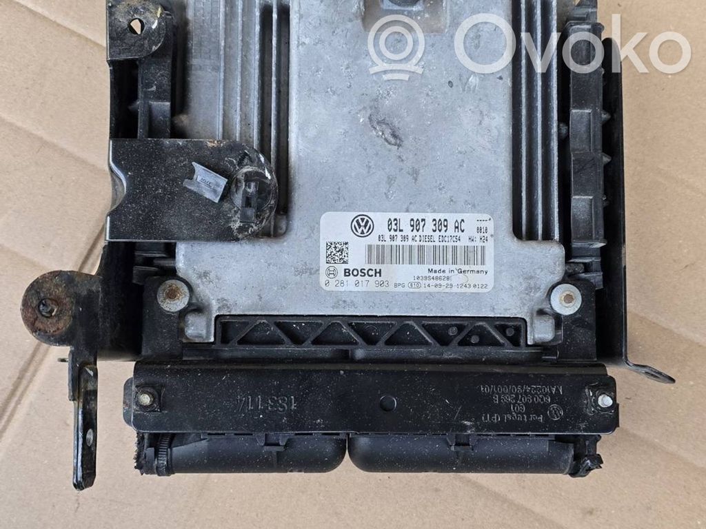 Volkswagen Amarok Engine control unit/module 