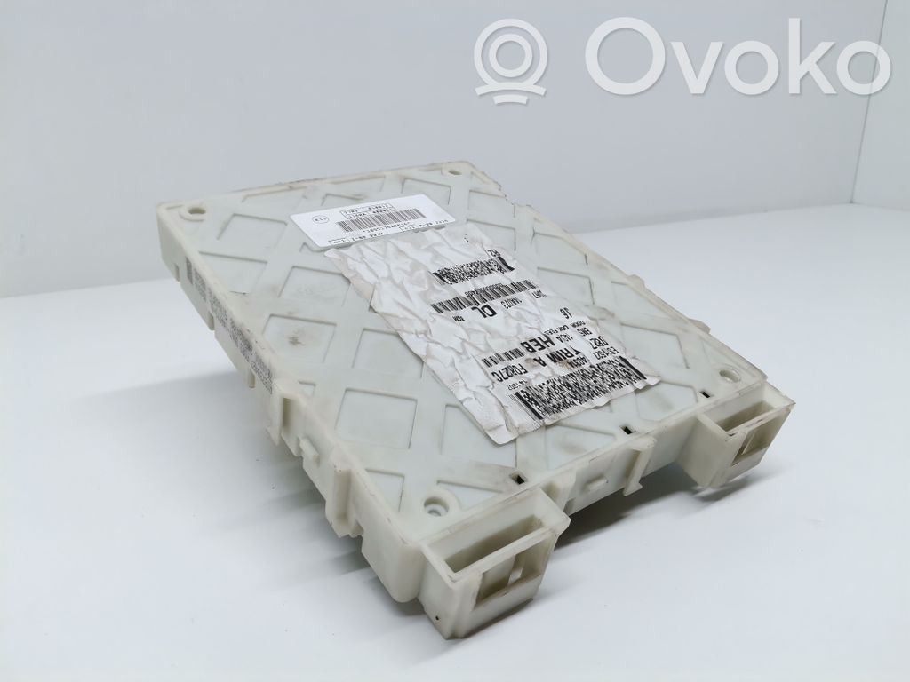 Unidad de control/módulo de carrocería central   EM5T14014,EM5T14014,M2DA