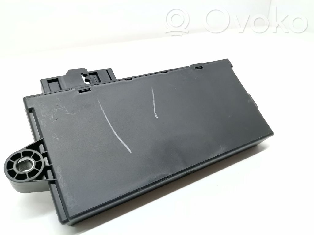 Mukavuusmoduuli   61359221719,61359221719,N47C16A