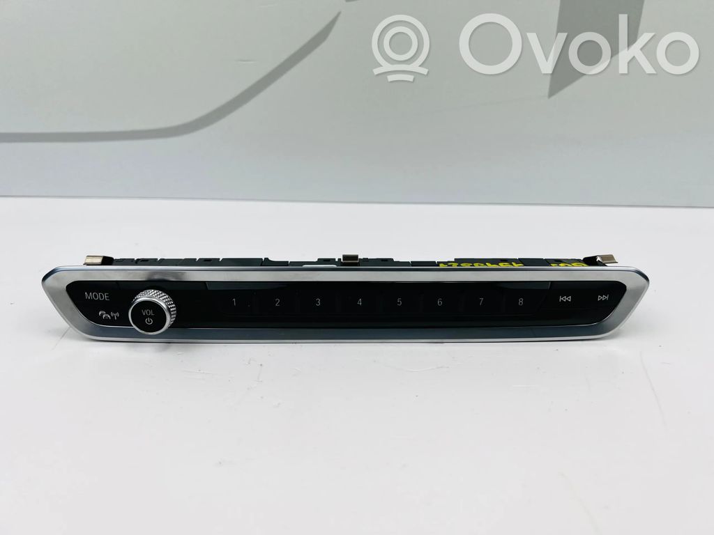 BMW X5 G05 Head unit multimedia control 