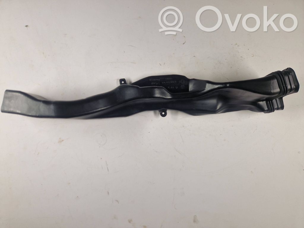 Audi A8 S8 D3 4E Conduit d'air (cabine) 