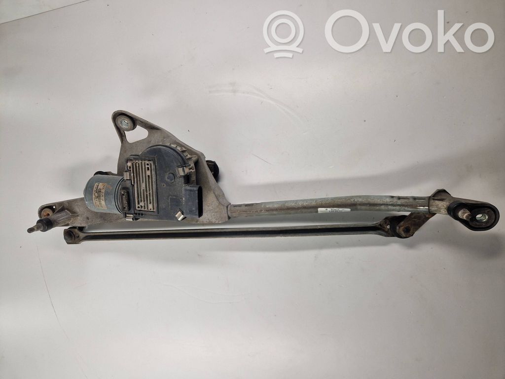 Audi A8 S8 D3 4E Front wiper linkage and motor 