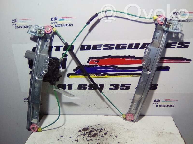Front door manual window regulator   3PUERTAS