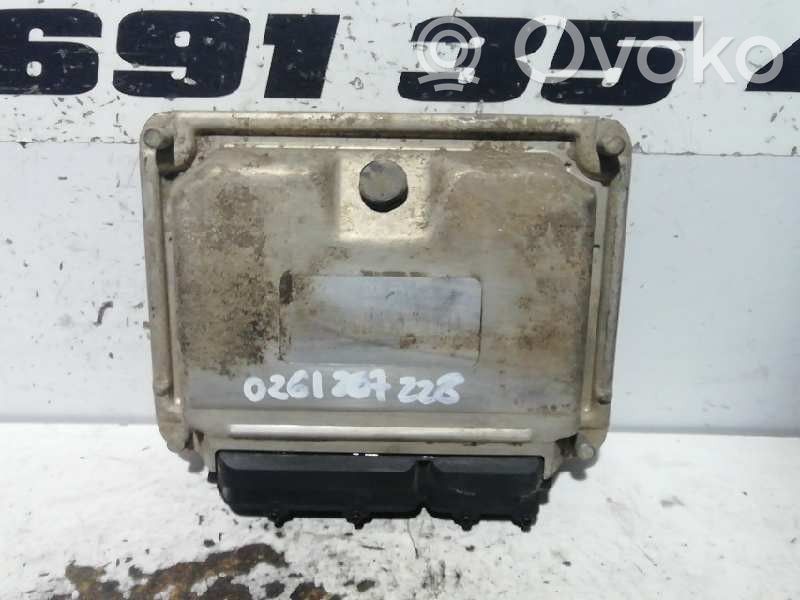 Engine control unit/module   0261207228,6K0906032AC