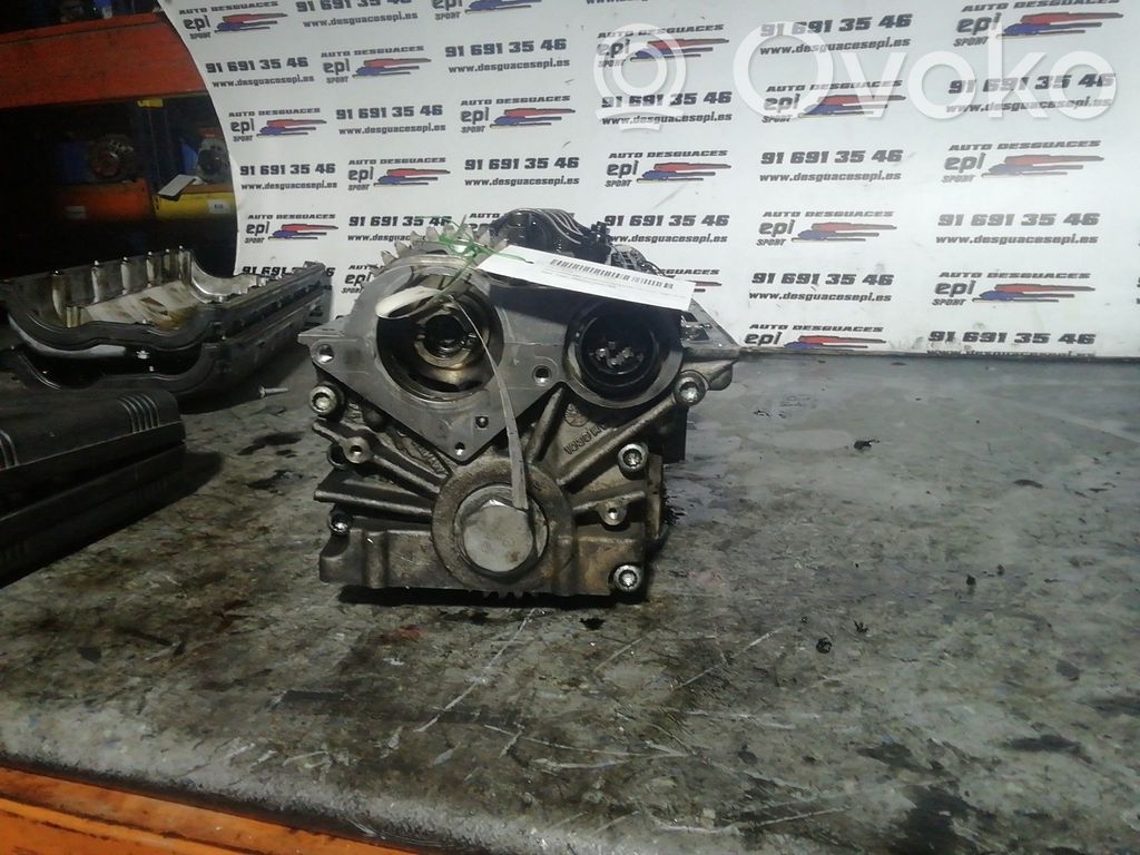 Engine head   R070103373A
