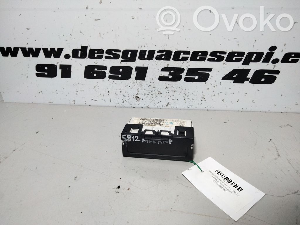 Renault Megane II Head up display screen 