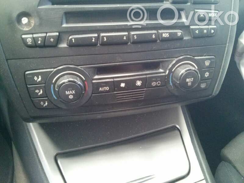 BMW 1 E81 E87 Unidad de control/módulo del aire acondicionado 