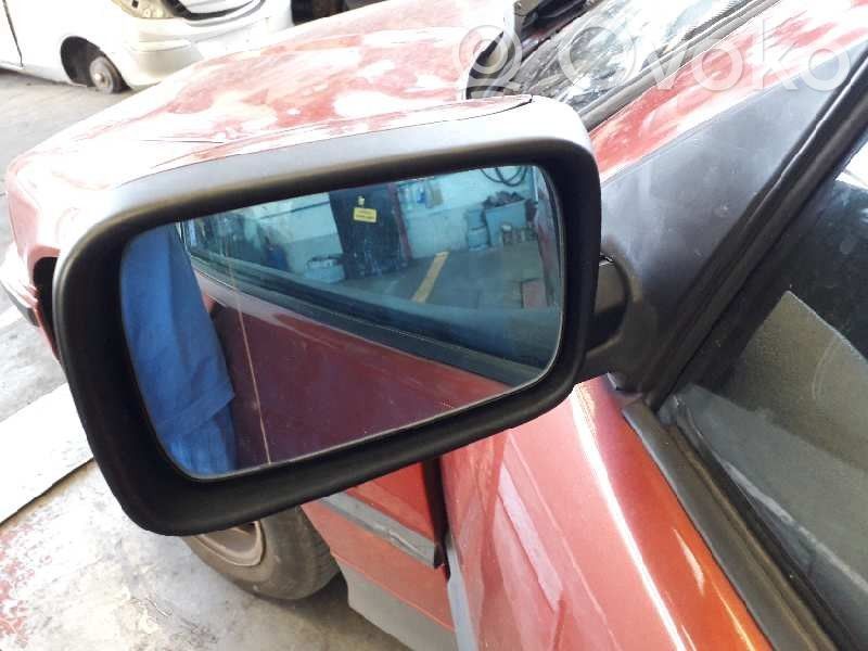 Front door electric wing mirror