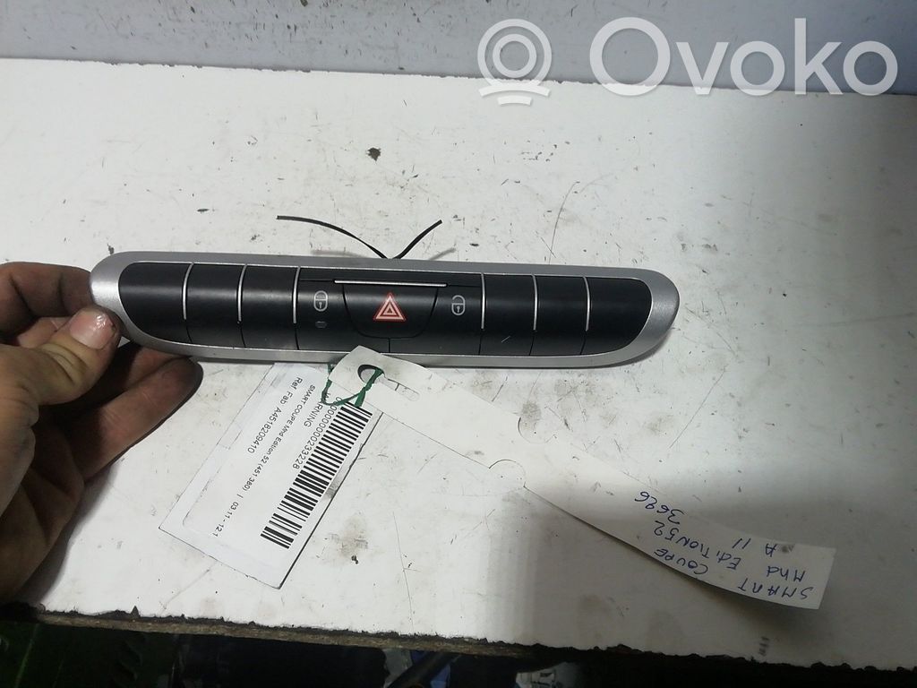 Smart ForTwo II Botón interruptor de luz de peligro 
