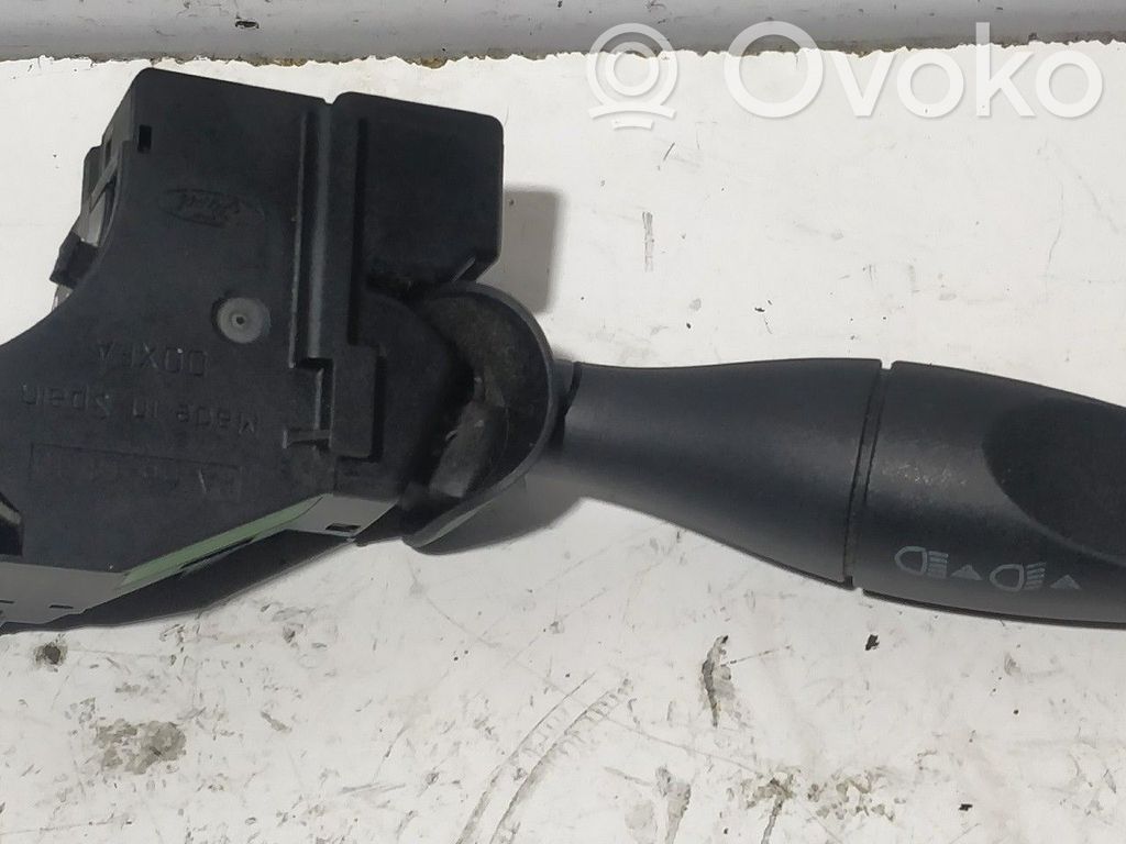 Multifunctional control switch/knob