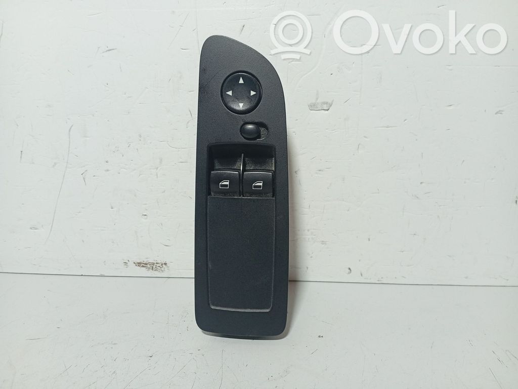 BMW 1 E81 E87 Elektrisko logu slēdzis 